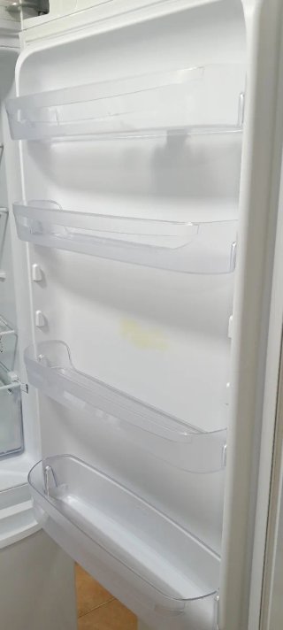 NEVERA COMBI INDESIT NO FROST ENERGÍA A+