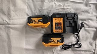 DeWalt Taladro, Atornillador, 2 Bat, Cargador