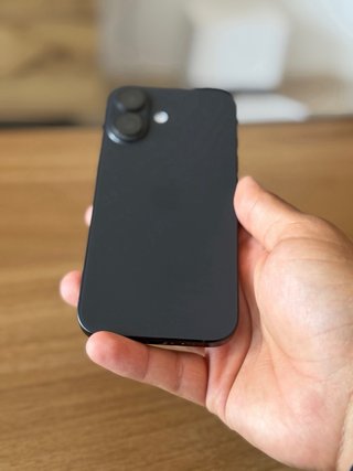 iPhone 16 128GB Negro