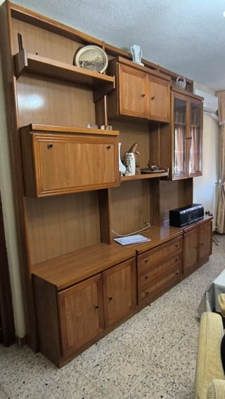 Muebles en buen estado.