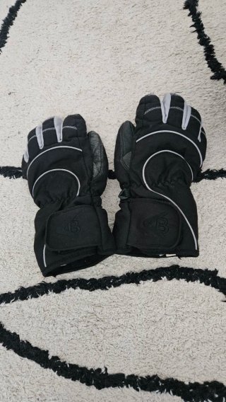 Casco y guantes de esquí Wed'ze