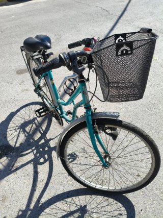 Bicicleta TOPBIKE azul con cesta