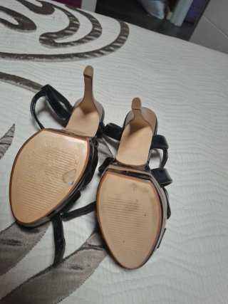 Zapatos de tacón negros con plataforma