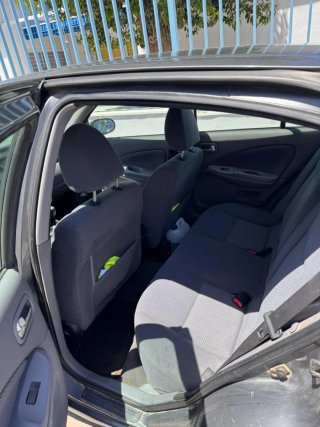 Nissan Almera 2003