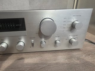 Amplificador Sansui A-60 Hi-Fi DC Servo 1980 Japón
