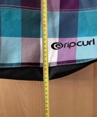 Bolso Rip Curl cuadros morado y turquesa