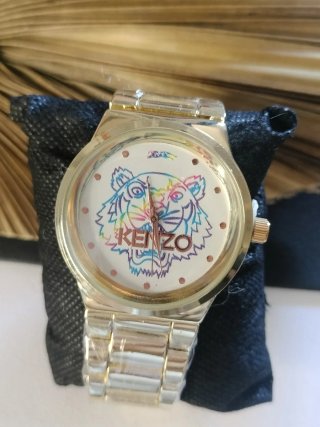 Reloj Kenzo Dorado con Diseño Tigre Multicolor