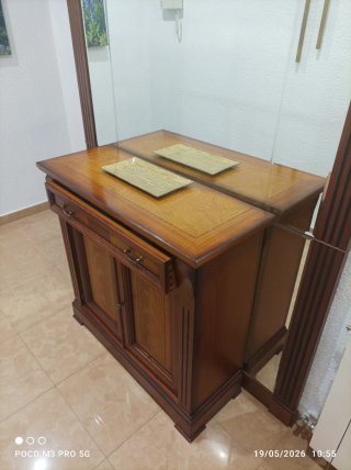Espejo de entrada vintage madera,con mueble.