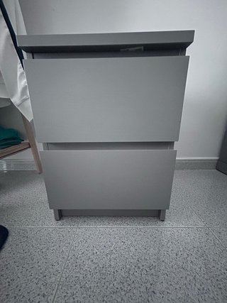 Cómoda marm gris y mesita