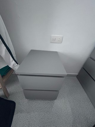 Cómoda marm gris y mesita