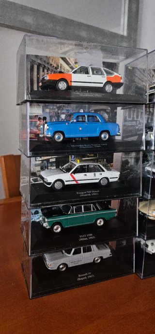 Colección Taxis del Mundo coxhes a escala 1/43