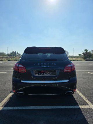 Porsche Cayenne 2012