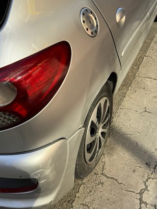 Peugeot 206+ ano 2010 kilometro 260000