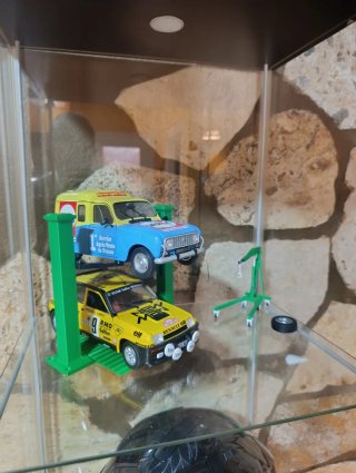 Elevador escala 1/18