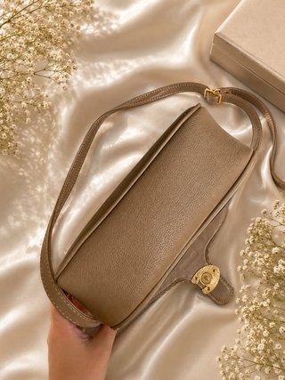 Borsa a tracolla Charro marrone con dettagli oro
