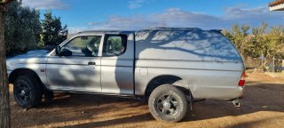 Mitsubishi L 200 2000