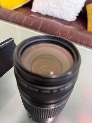 Objetivo Canon EF 75-300mm f/4-5.6 III
