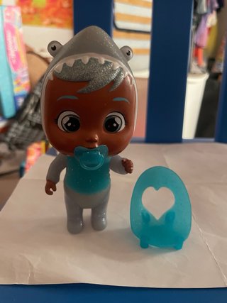 Muñeca Bebé Llorona Tiburón