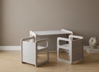 Tavolo Montessori con 2 Sedie per Bambini in Legno