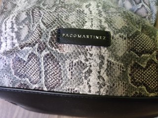 Bolso Hombro Serpiente Gris y Blanco
