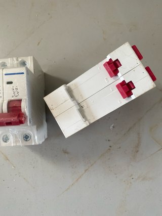 2 Interruptores Automáticos SeanRo SR-63 C10 500V