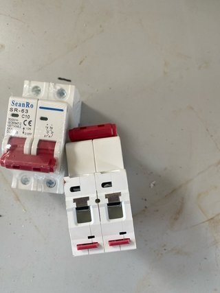 2 Interruptores Automáticos SeanRo SR-63 C10 500V