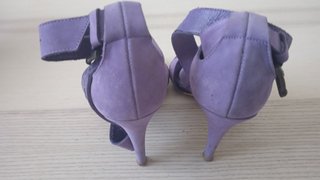 Zapatos de tacón Zara piel lila