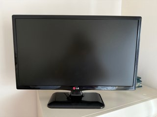 Televisor LG Negro - No Smart TV