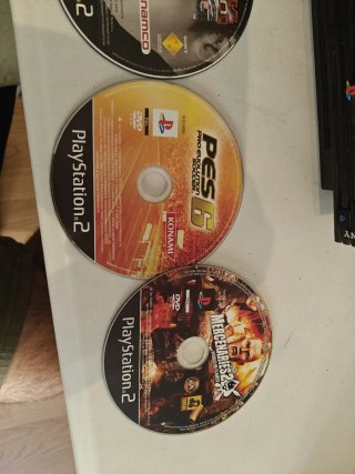 PlayStation 2 + 5 Giochi