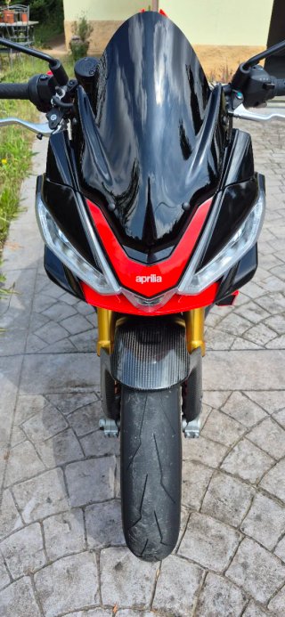 Aprilia tuono v4 factory