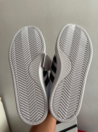 Zapatillas Adidas Grand Court 2.0 Talla 42