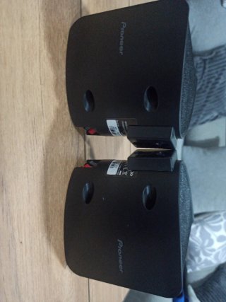 Altavoces Pioneer Negros