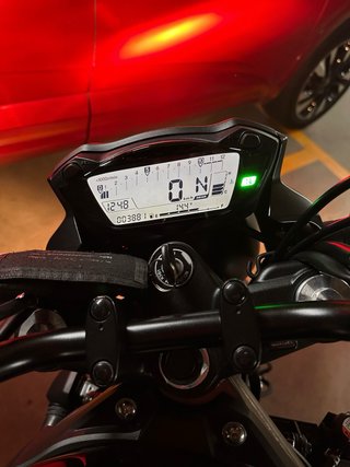 Suzuki SV 650 A2 Naked Negra