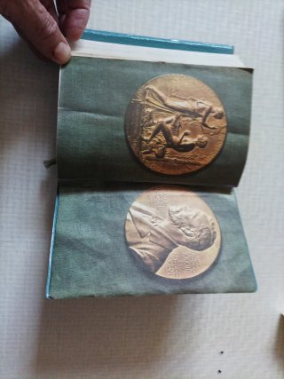 Libro Obras Escogidas, Biblioteca Premios Nobel