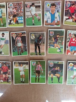 Lote 24 cromos fútbol vintage