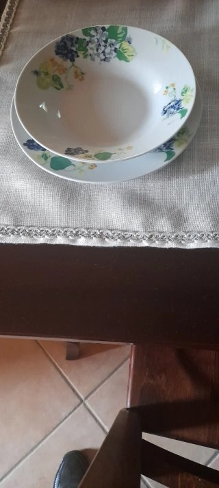 servizio piatti 6 fondi e 6 piani