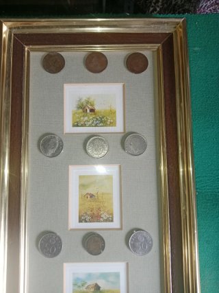 Antiguo Cuadro  12 monedas de pesetas enmarcadas