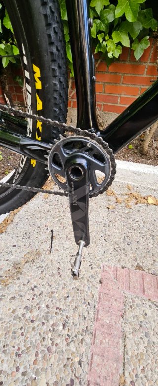 Bicicleta MTB CUBE 62