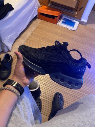 Zapatillas Nike DN Negras