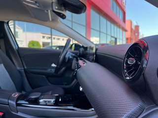 Mercedes-Benz Clase A 200d 2021