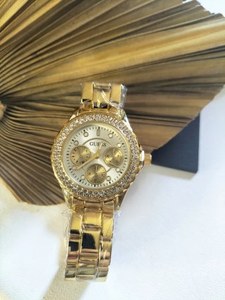 Reloj Guess Dorado Mujer watterprof