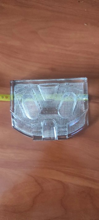 Tintero y material de escritura antiguo
