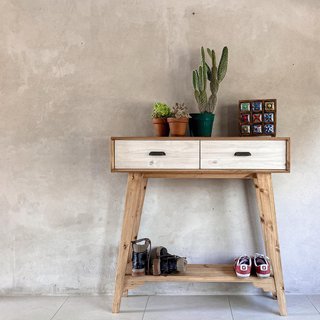 Consola de madera a medida con cajones