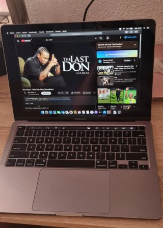 MacBook Pro 13 i7 2020
