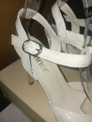 Sandalias Elianor blancas plataforma