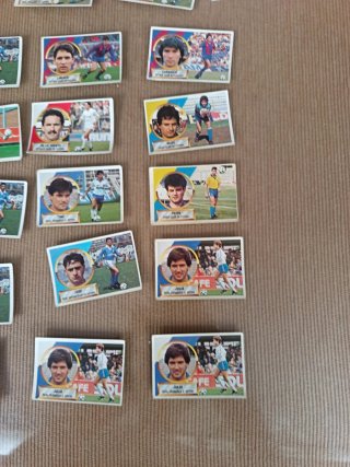 28 cromos fútbol 88/89