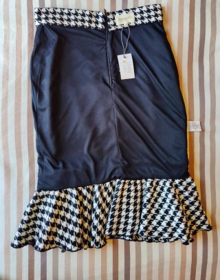 Conjunto Coosy cuerpo y falda estampado
