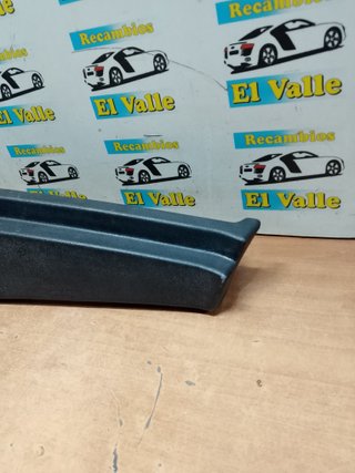 RECUBRIMIENTO SOPORTE BANDEJA VW GOLF III