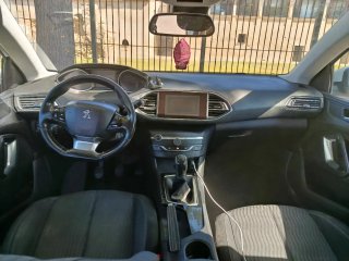 Peugeot 308 2015