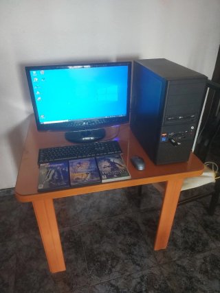 Ordenador con tv LG con 3 juegos PC